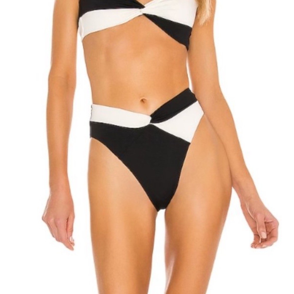 l*space Bikini Bottom